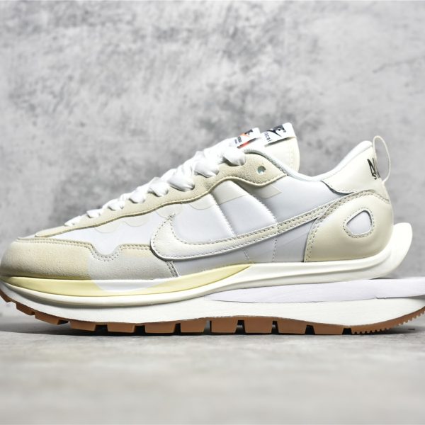 Nike x Sacai VaporWaffle "Sail Gum" Replicas