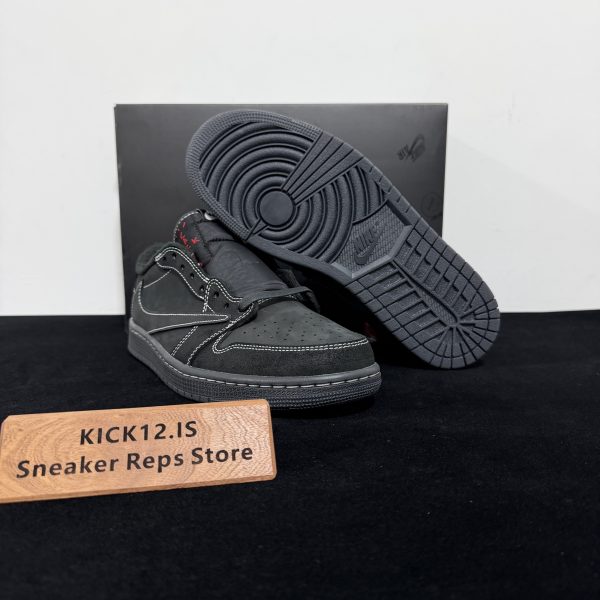 Outsole of Travis Scott Black Phantom Reps with traction pattern