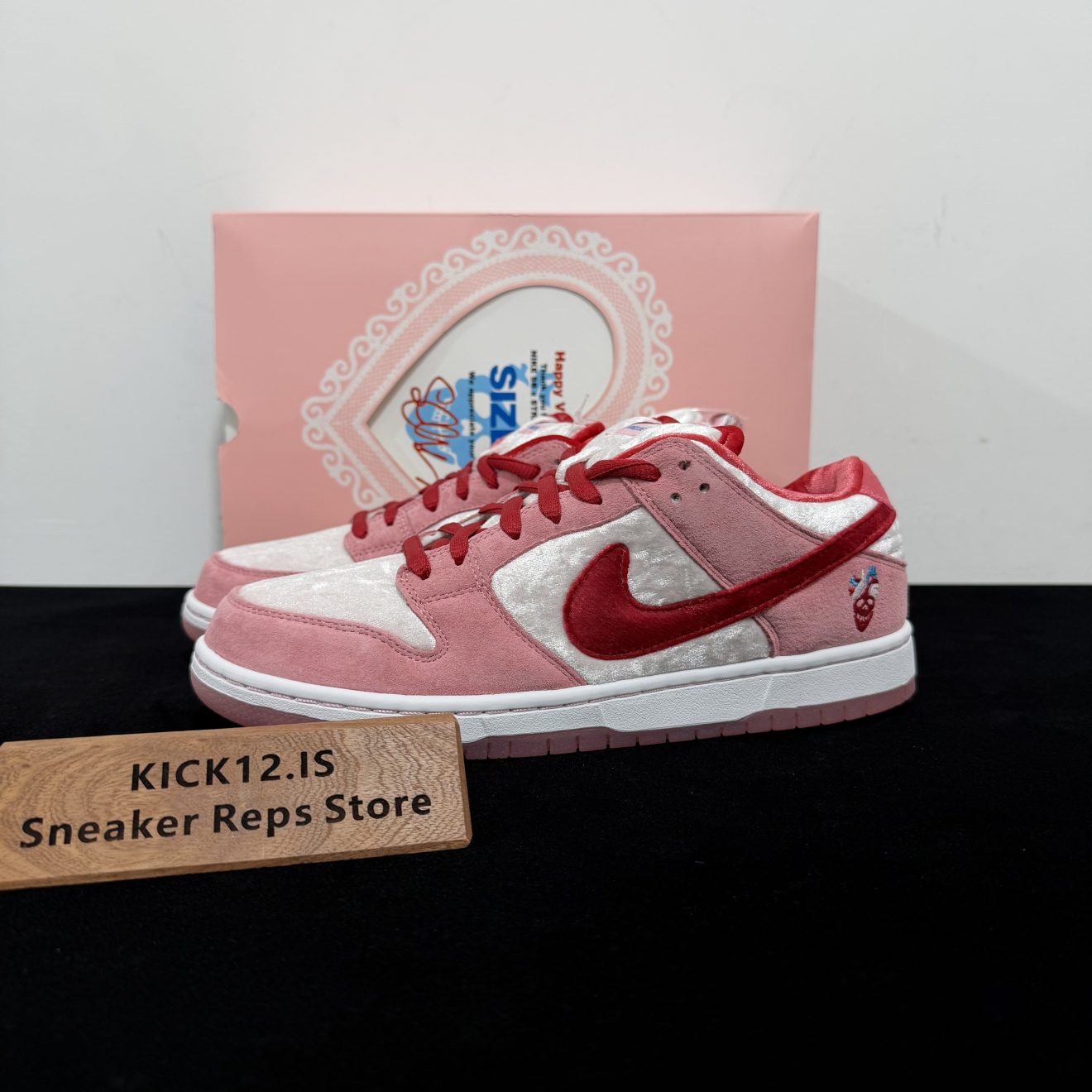 Strangelove Dunks Reps with box and accessories