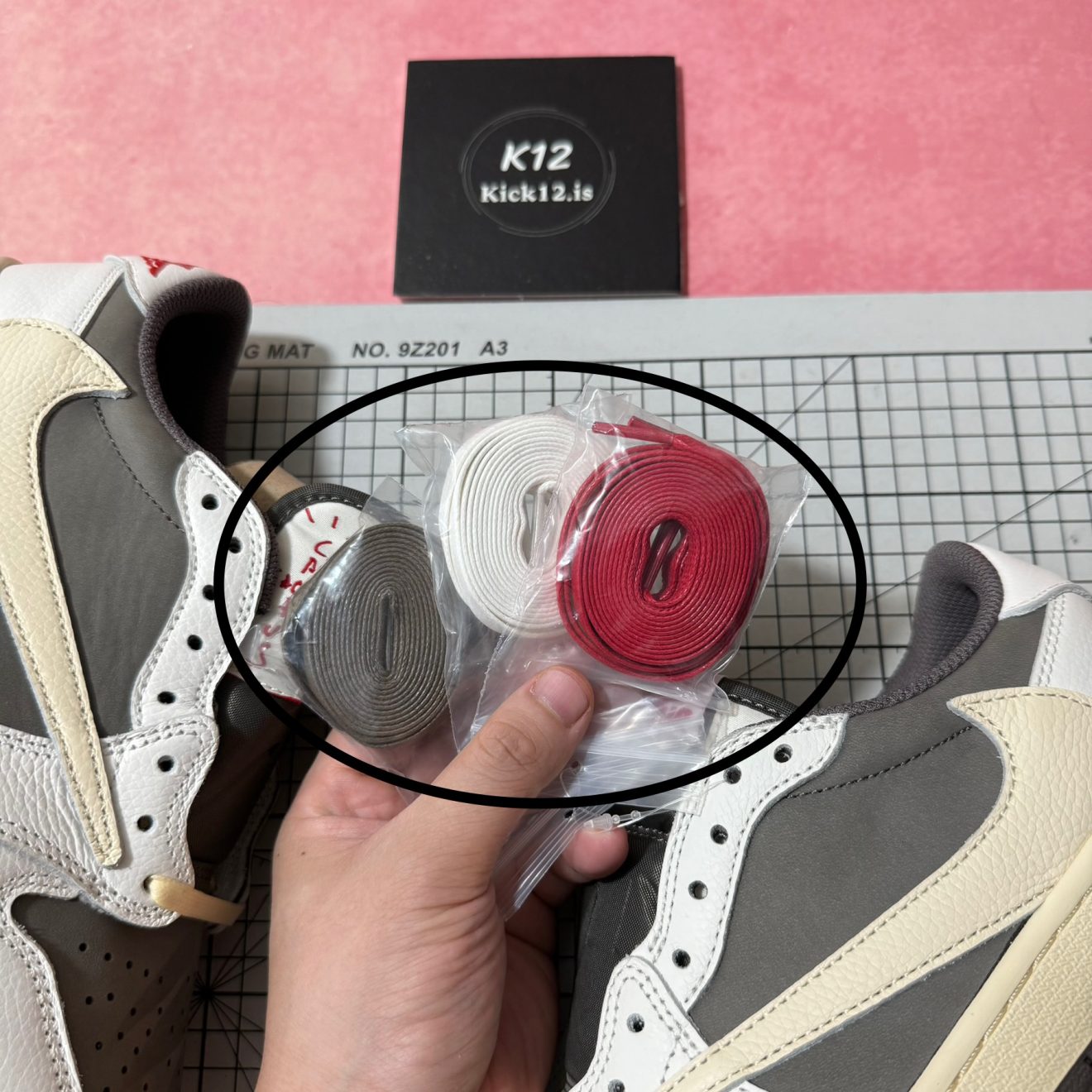 Extra sail and brown laces included with Travis Scott Reverse Mocha reps
