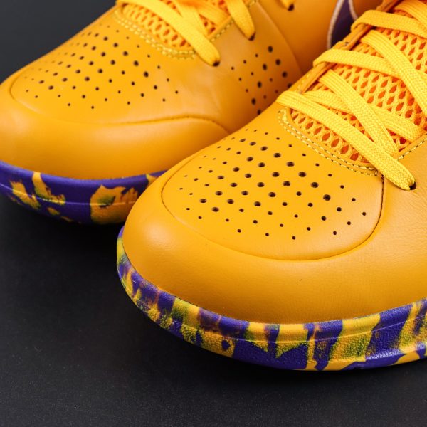 Close-up of toebox on Kobe 4 Draft Day Lakers Reps