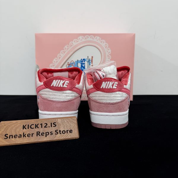 Back view of Strangelove Dunks Reps with embroidered heart logo