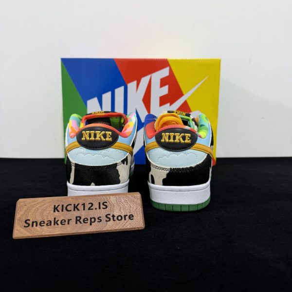 Back heel view of Dunk Chunky Dunky Reps with drip swoosh detail