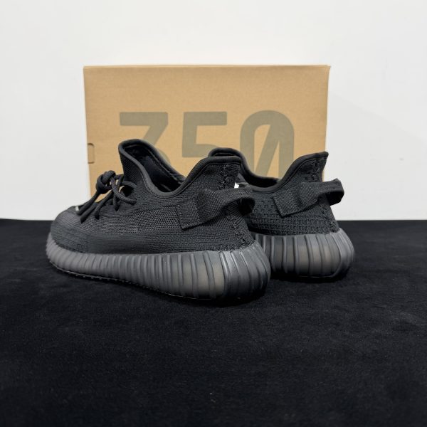 Angled heel view of Yeezy 350 Onyx Reps showing sole structure