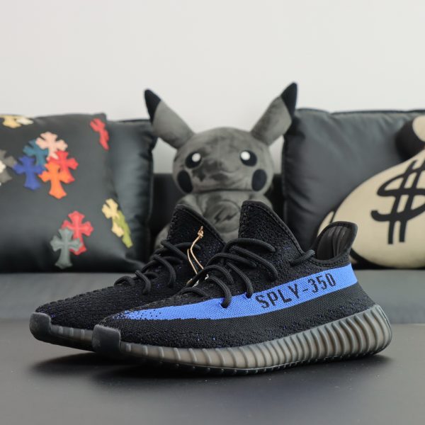 Side view of both Yeezy 350 Dazzling Blue reps with black and blue design