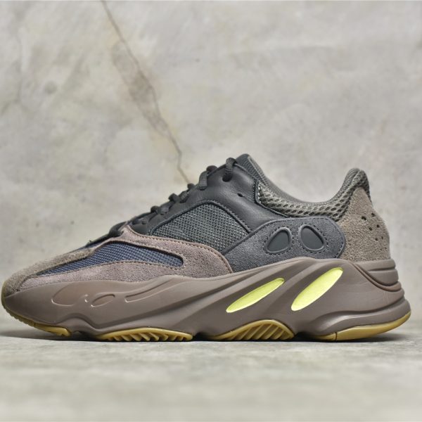 UA Yeezy Boost 700 Mauve Reps