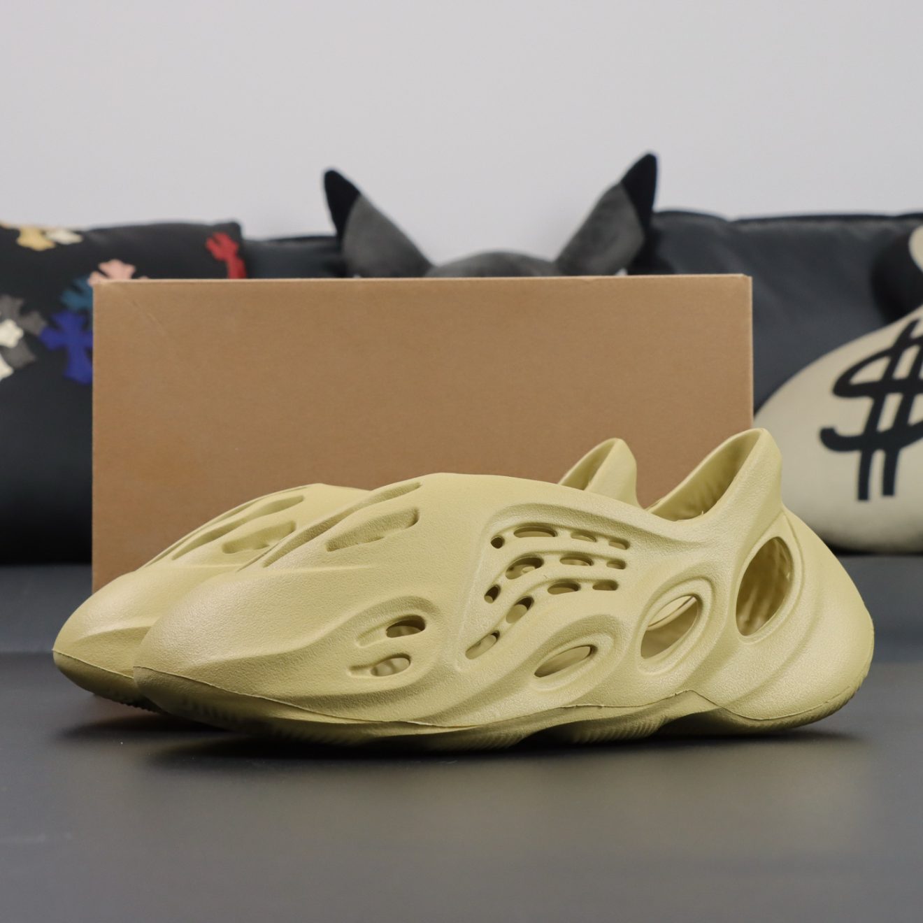 UA Yeezy Foam Runner Desert Sand EVA Replicas